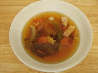 写真：チンゲン菜スープ