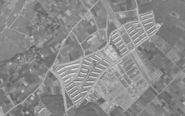 写真：昭和43年の旭が丘団地周辺の空中写真