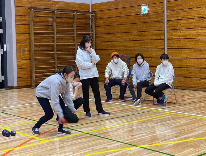 投球の様子