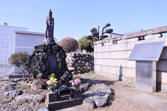 平和観音像