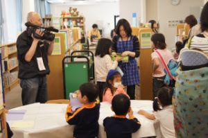 写真：おとまり会きねんアルバムづくり