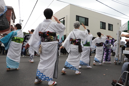民謡踊り
