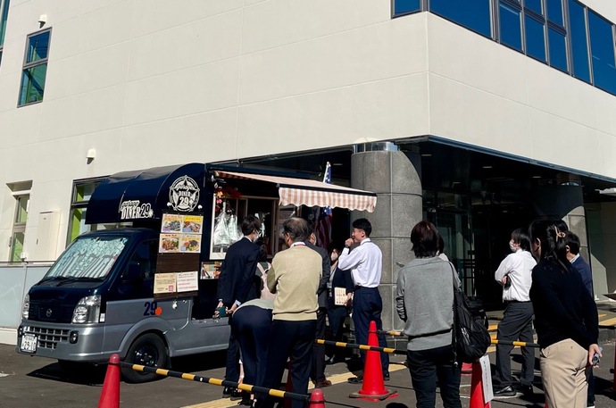 今回出店する「ガレッジダイナー29＋」のキッチンカー