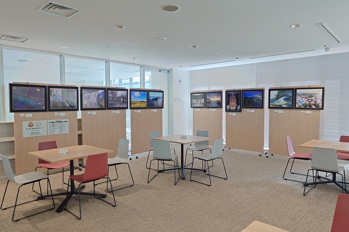 画像：清瀬市役所での展示の様子